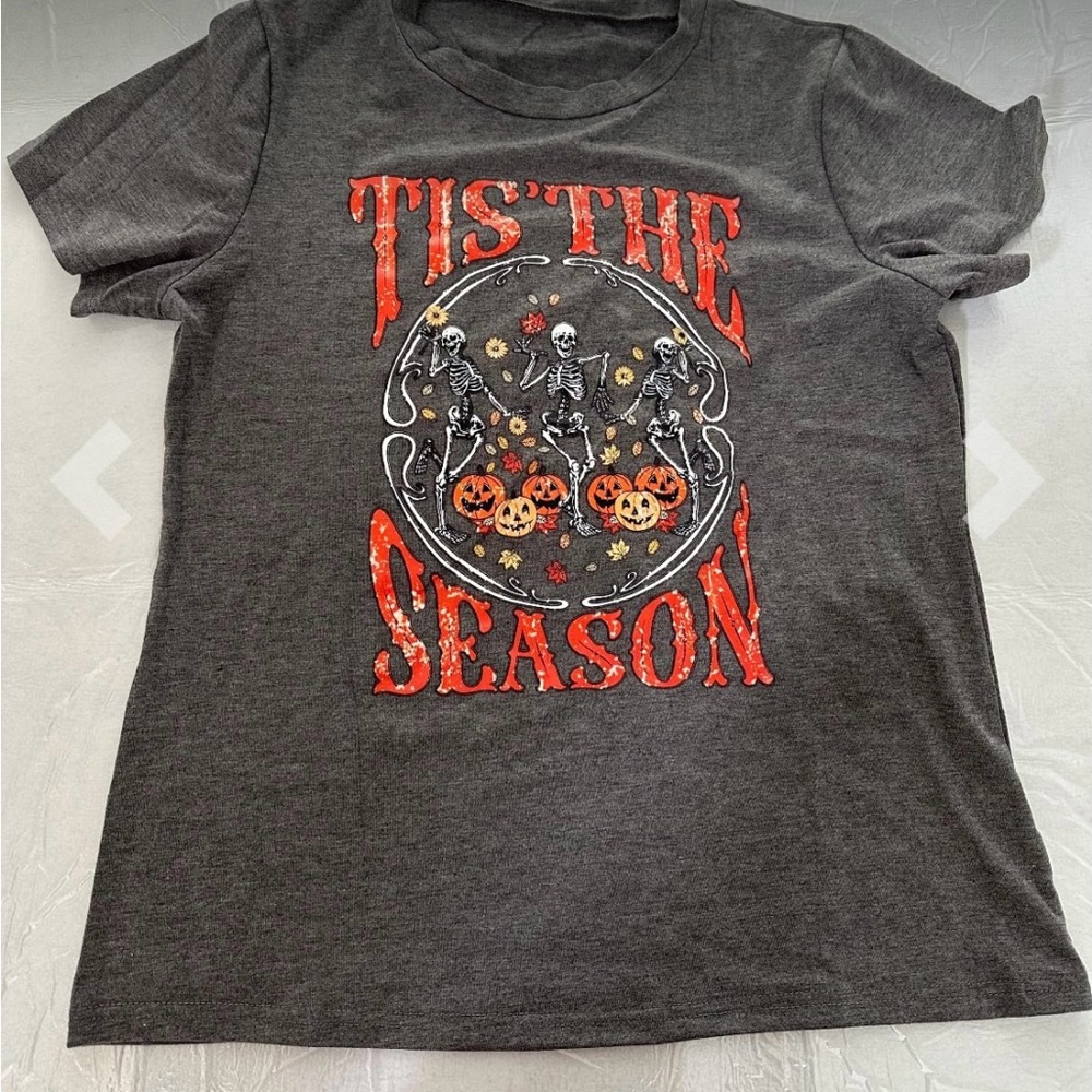 Gray Halloween Graphic T-Shirt